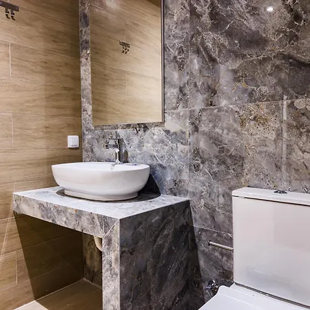 Brantouna Urban Vibes By Proliving Hospitality شقة