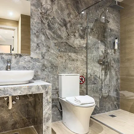 Brantouna Urban Vibes By Proliving Hospitality شقة سالونيك