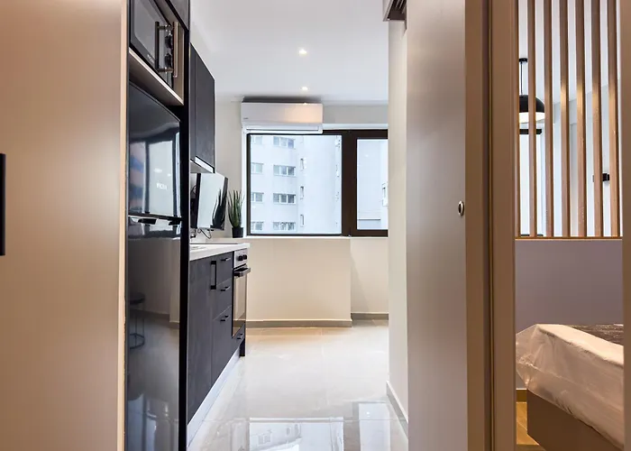 Brantouna Urban Vibes By Proliving Hospitality Apartament